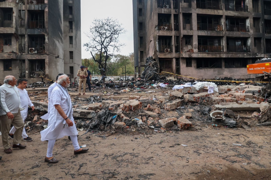 Indian security officials continue search operation on second day of Air India crash (Photos)