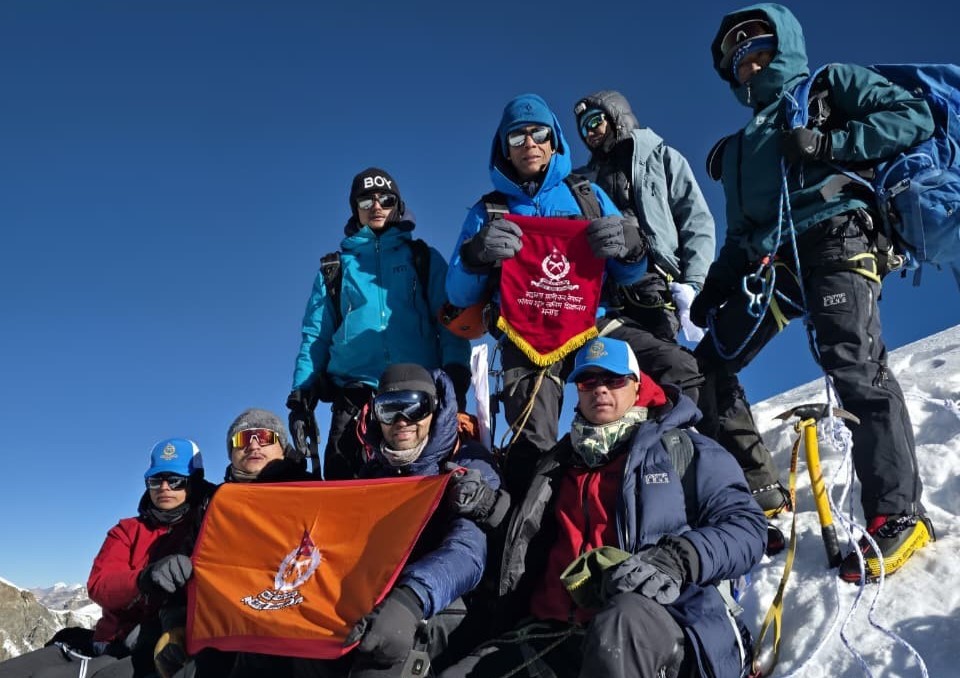 Conquering the unclimbed Mt Chulu Far East