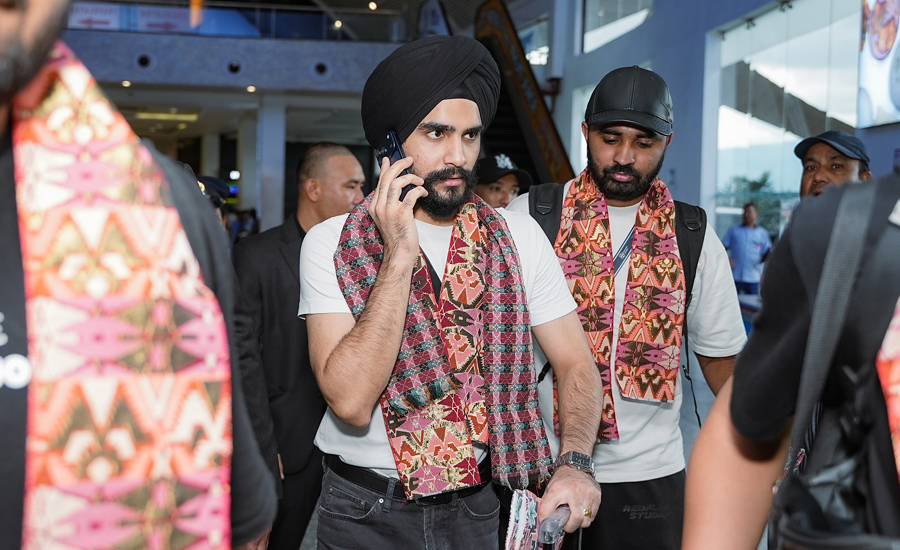 Navjot Ahuja