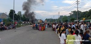 Road blockade continues in Simara over murder of three-year-old girl