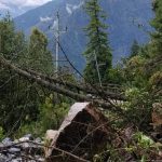 Floods and landslides damage power infrastructure, affecting up to 1,303 MW of system