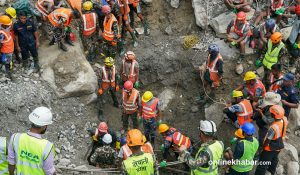 Inside the tunnel search-and-rescue operation (Photos)