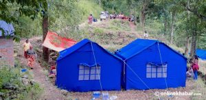 Flood-displaced Betrawati residents shelter in forest as tents and essentials run short