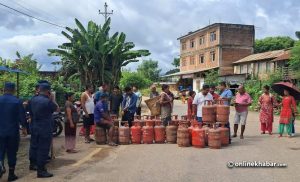 Gorkha locals protest cooking gas shortage with empty cylinders on road