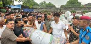 Prisoners contribute relief supplies to Bhotekoshi flood victims