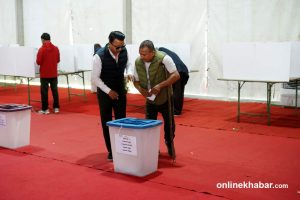 Voting time at Congress general convention extended until 5 pm