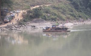 Ferry service resumes at Satighat on Arun River after 5 months