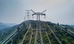Govt opens door for private sector to prepare for cross-border electricity trade